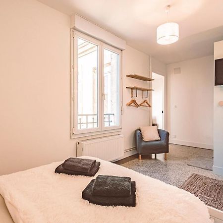 Charme De L'Ancien Pour Cet Appartement Entierement Renove Dans L'Hypercentre De Reims Buitenkant foto