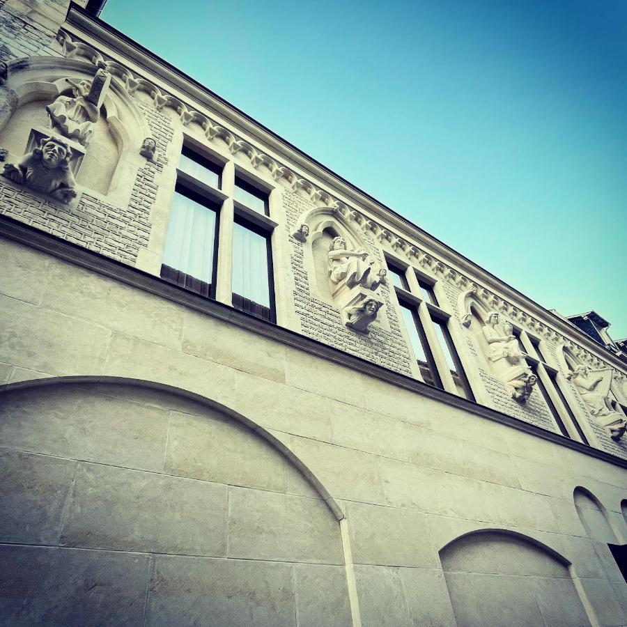 Charme De L'Ancien Pour Cet Appartement Entierement Renove Dans L'Hypercentre De Reims Buitenkant foto