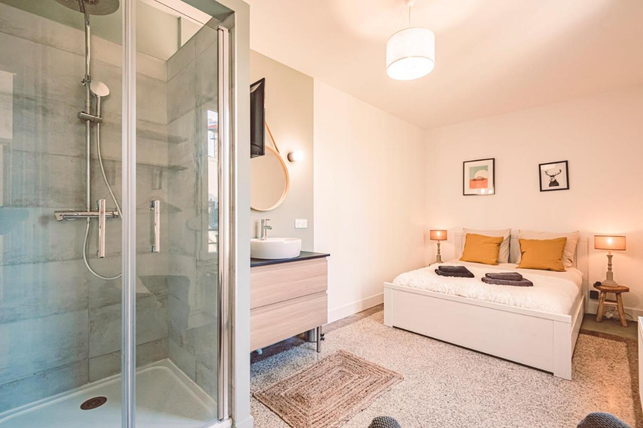 Charme De L'Ancien Pour Cet Appartement Entierement Renove Dans L'Hypercentre De Reims Buitenkant foto